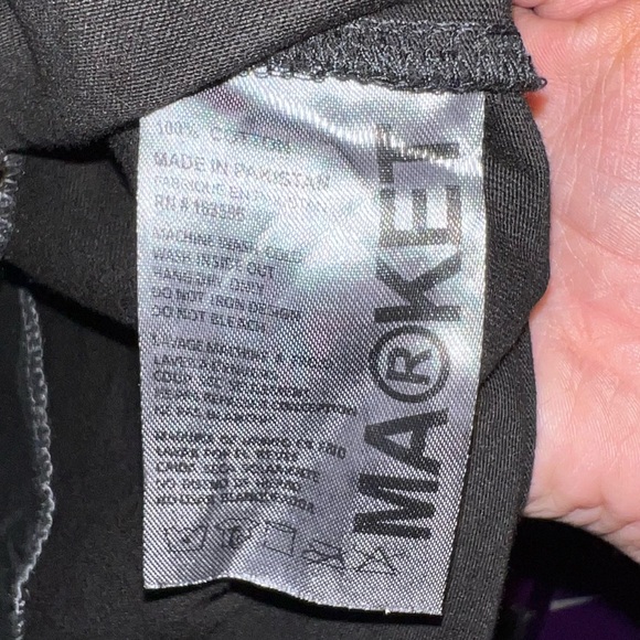 RW Market Reworked 3 Panel Tshirt - Picture 6 of 6